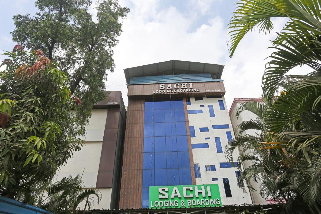 Oyo 85835 Saachi 3* Bombaim