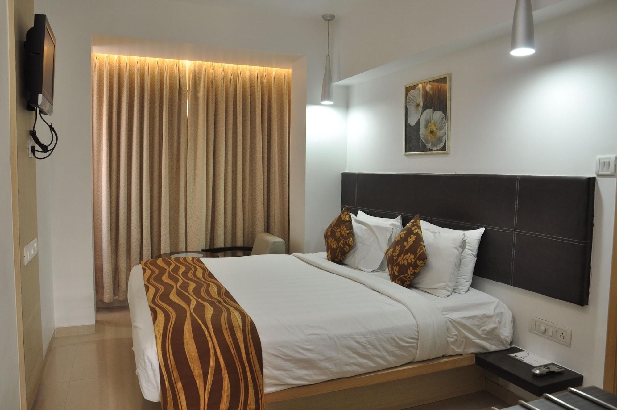 Hotel The Oriental Residency 3*