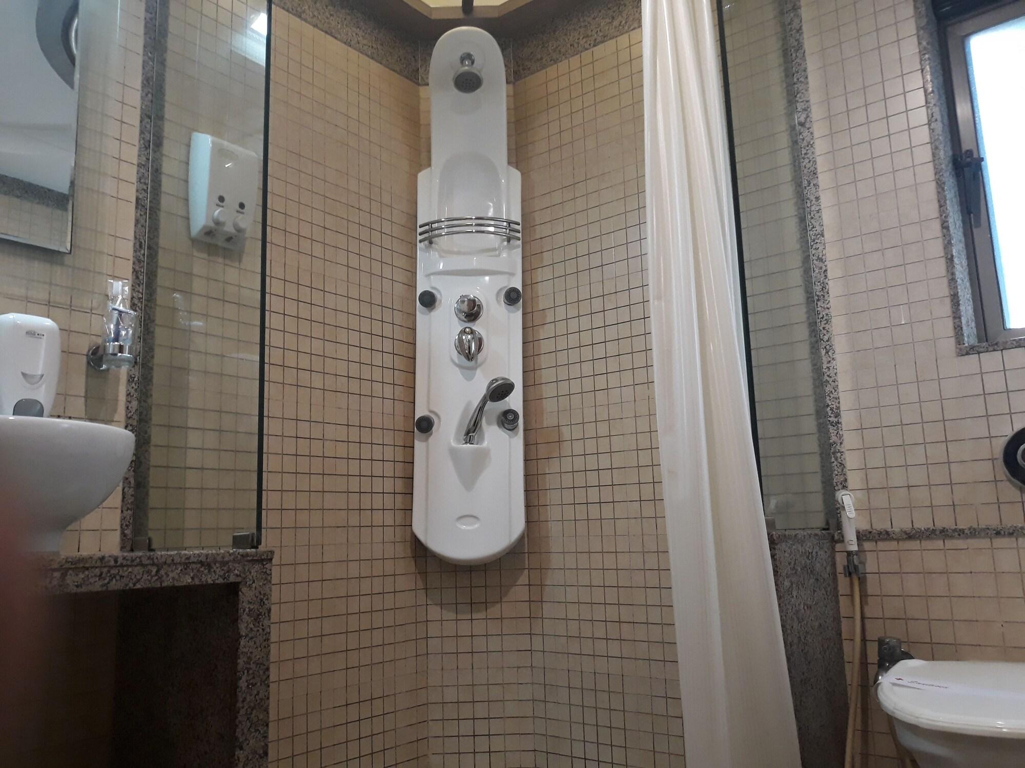 Fabhotel Shubhangan - Nr Bandra 3*
