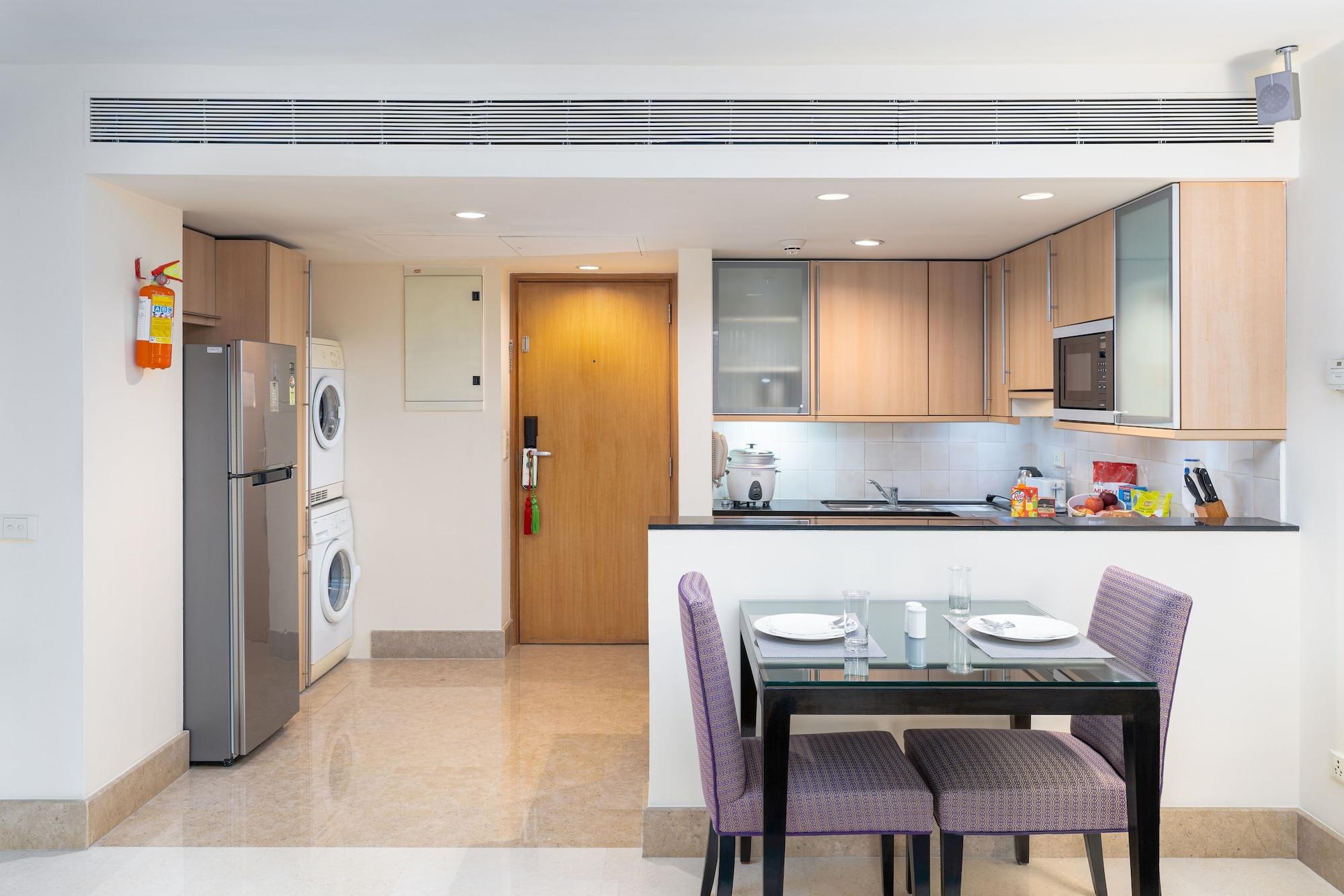 Taj Wellington Mews, 5* Mumbai