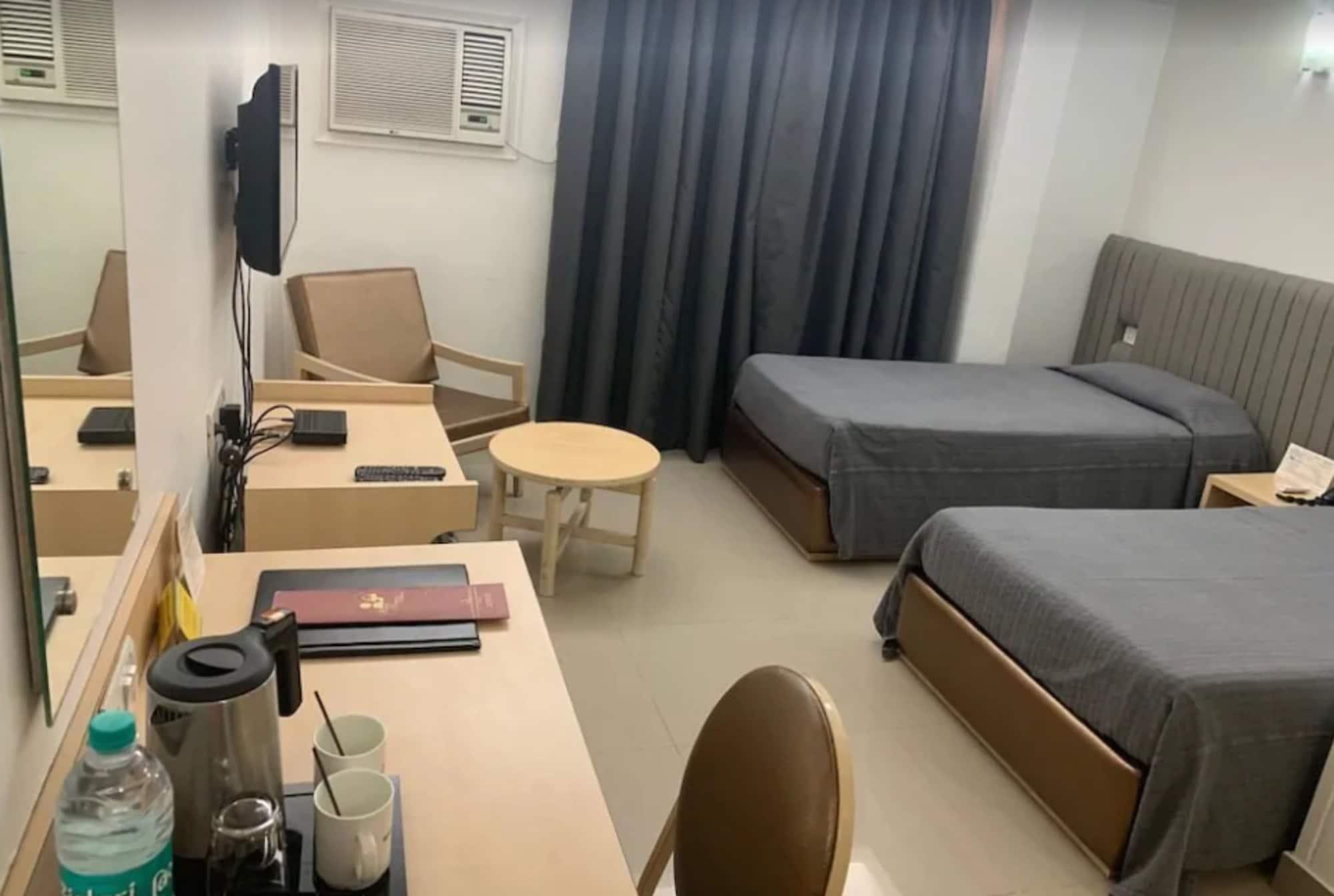 Diplomat, Colaba 3* Mumbai