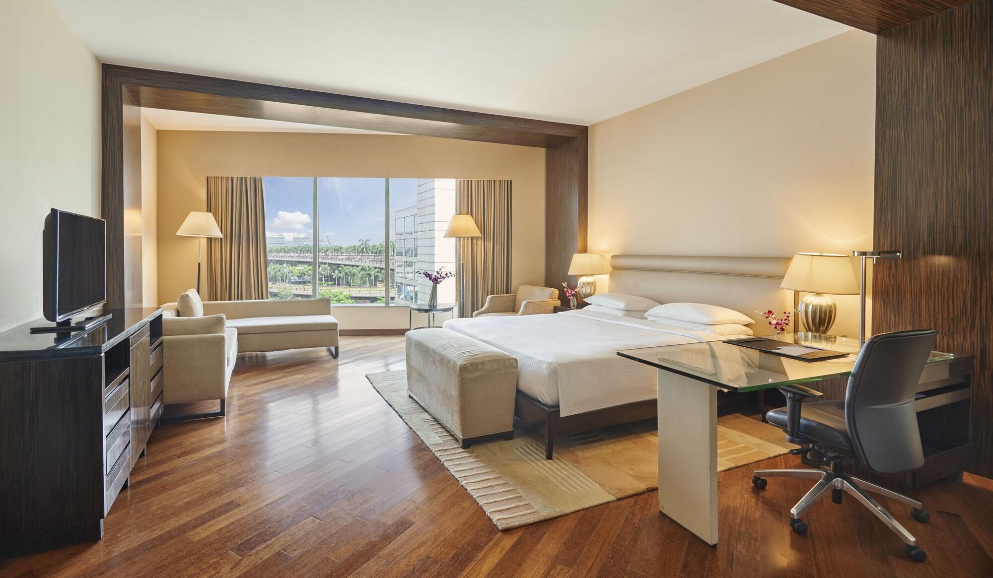 Hyatt Regency International Airport Hotel