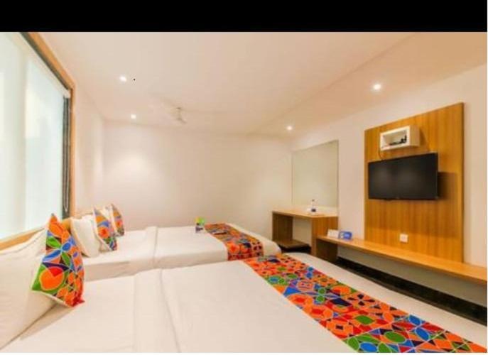 Hotel Royal Oak Navi Mumbai-Stz 1002