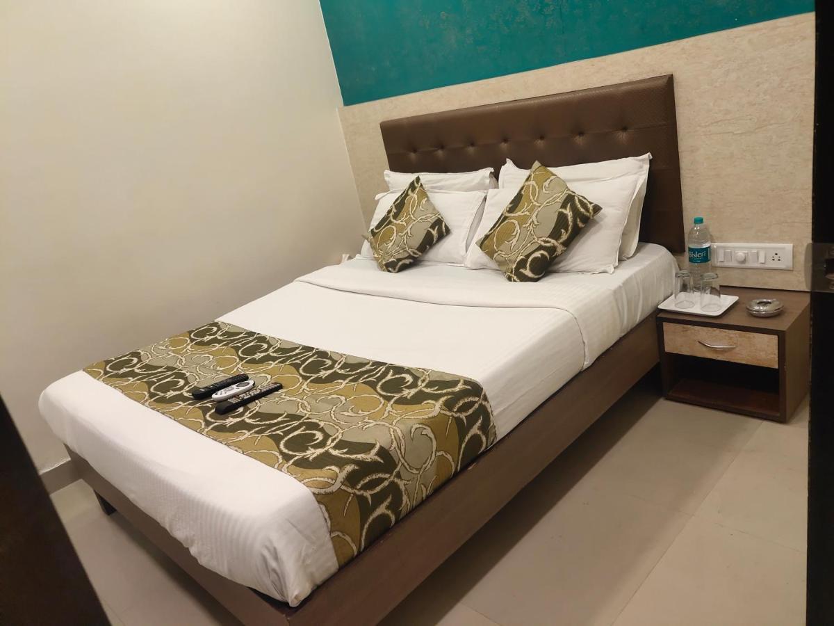 Golden Nest Popular Residency 2* Mumbai