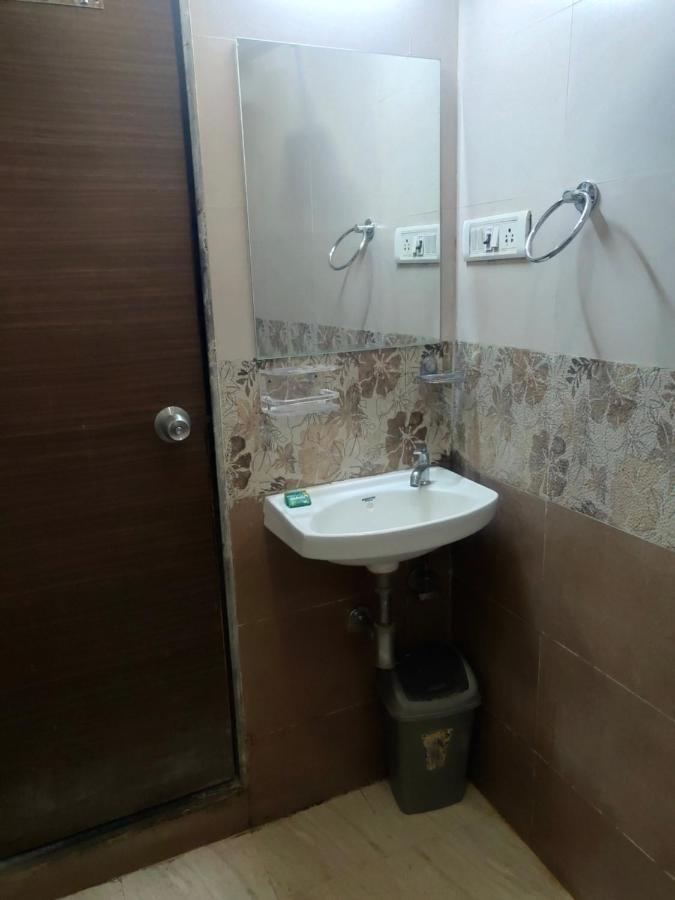Golden Nest Popular Residency Hotel
