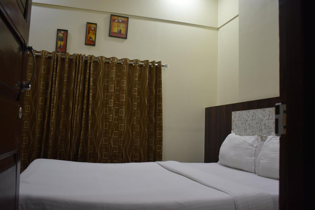 Sea View - Near Taj 3* Bombaim