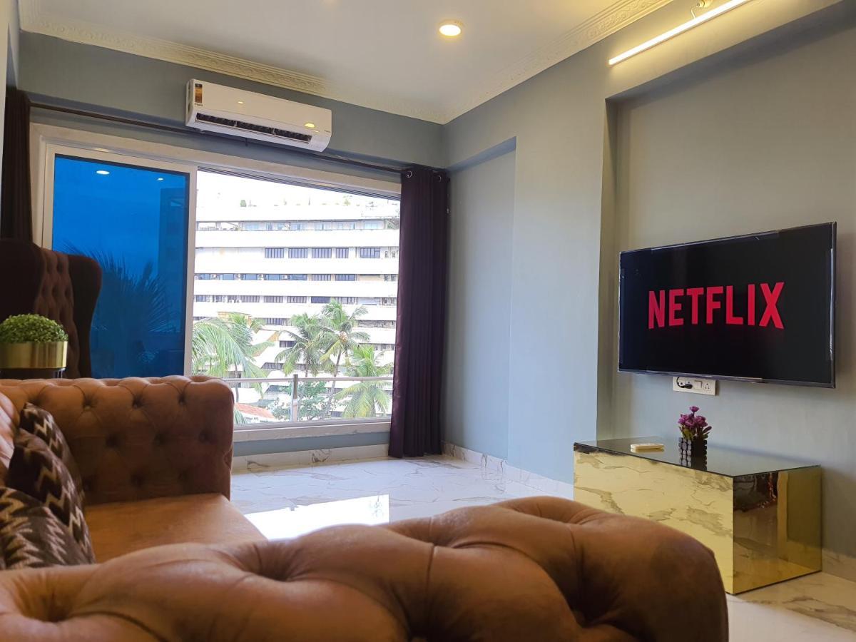 Osi Lilavati Bandra