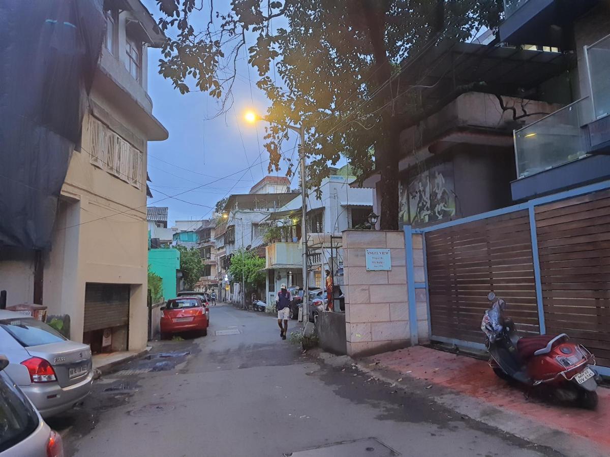 Osi Lilavati Bandra Mumbai