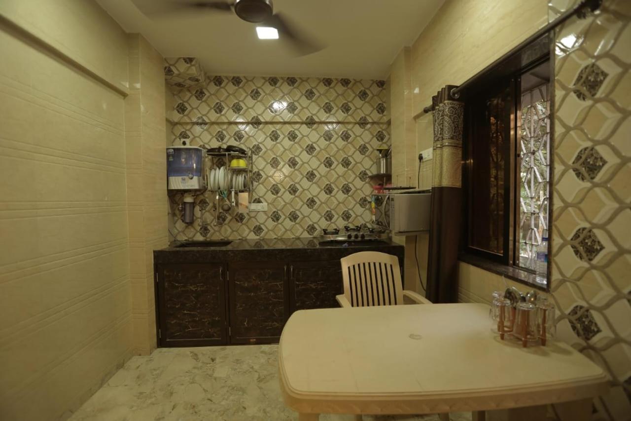 Apartamento Cozy Furnished One Block From The Ocean Mumbai