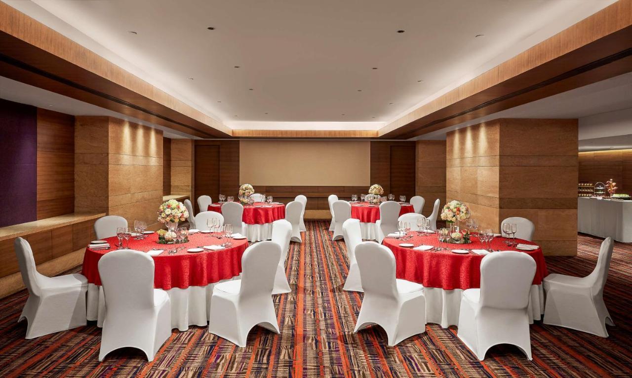 Grand Hyatt And Residences Hotel Mumbai