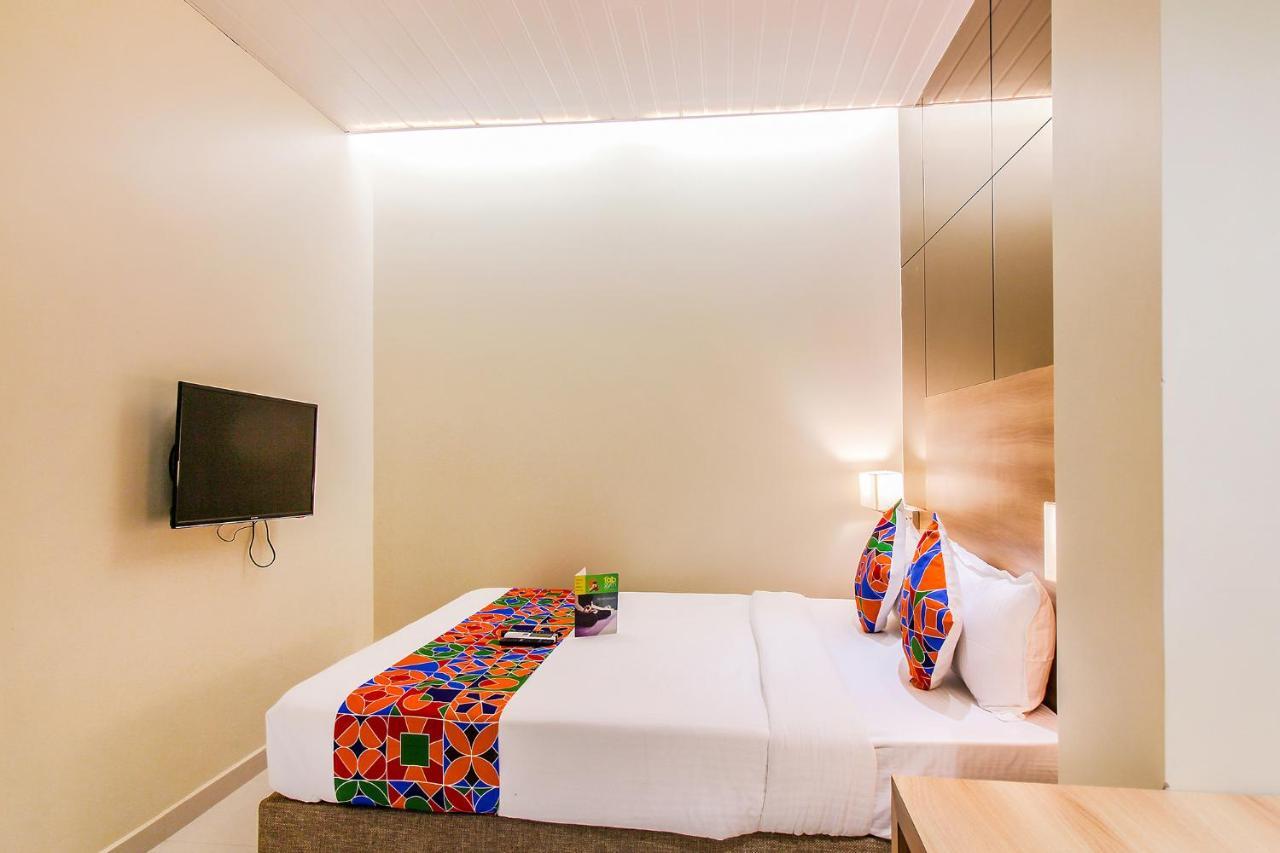 Hotel Fabhotel Rk International - Nr International Airport