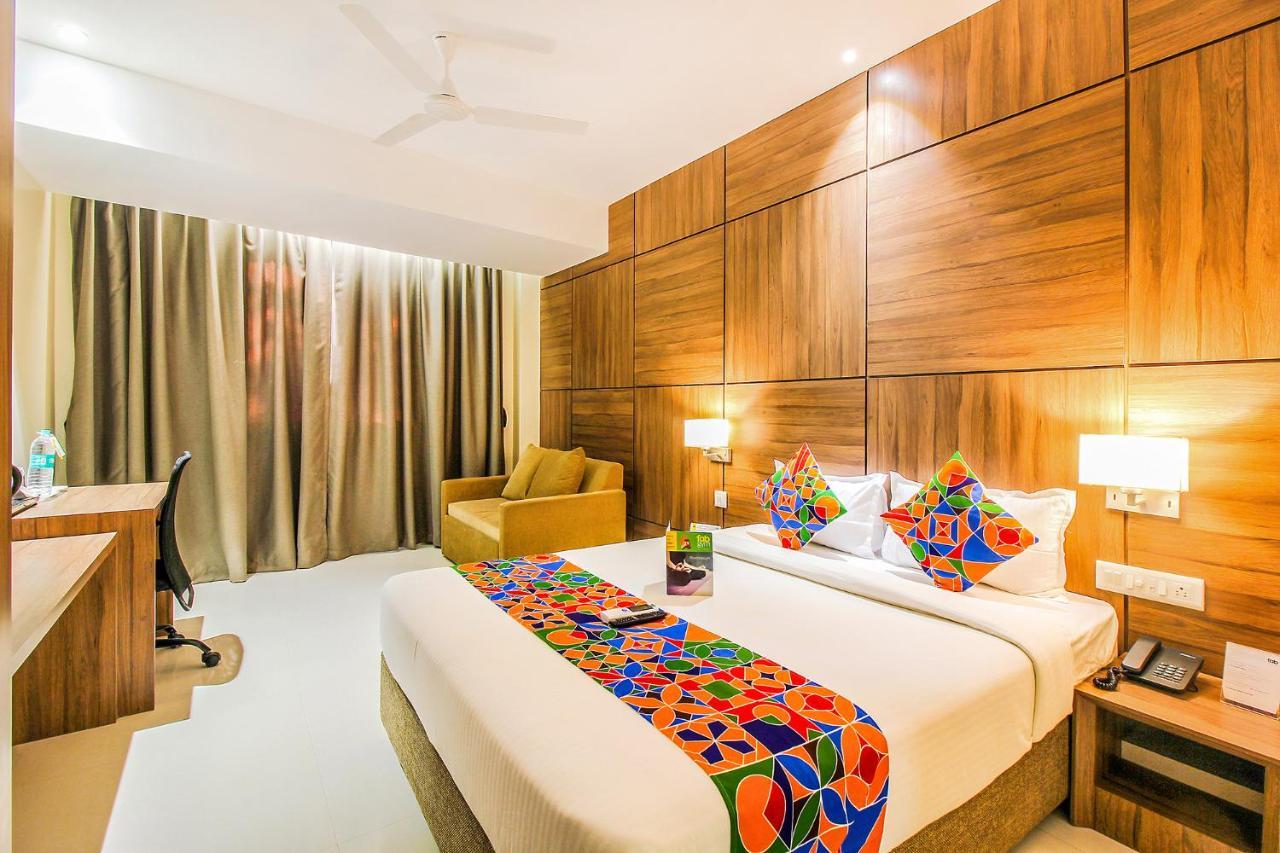 Fabhotel Rk International - Nr International Airport Hotel