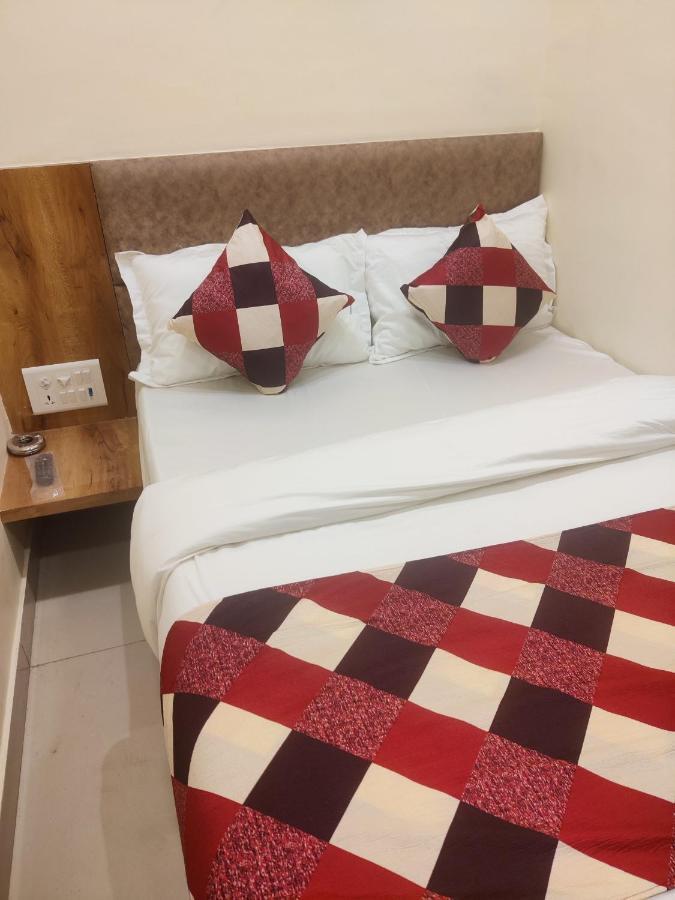 Hostel Bkc Corporate Ac *