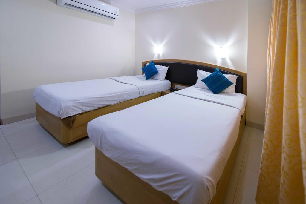 Hotel Fabhotel On Time Andheri East 3*