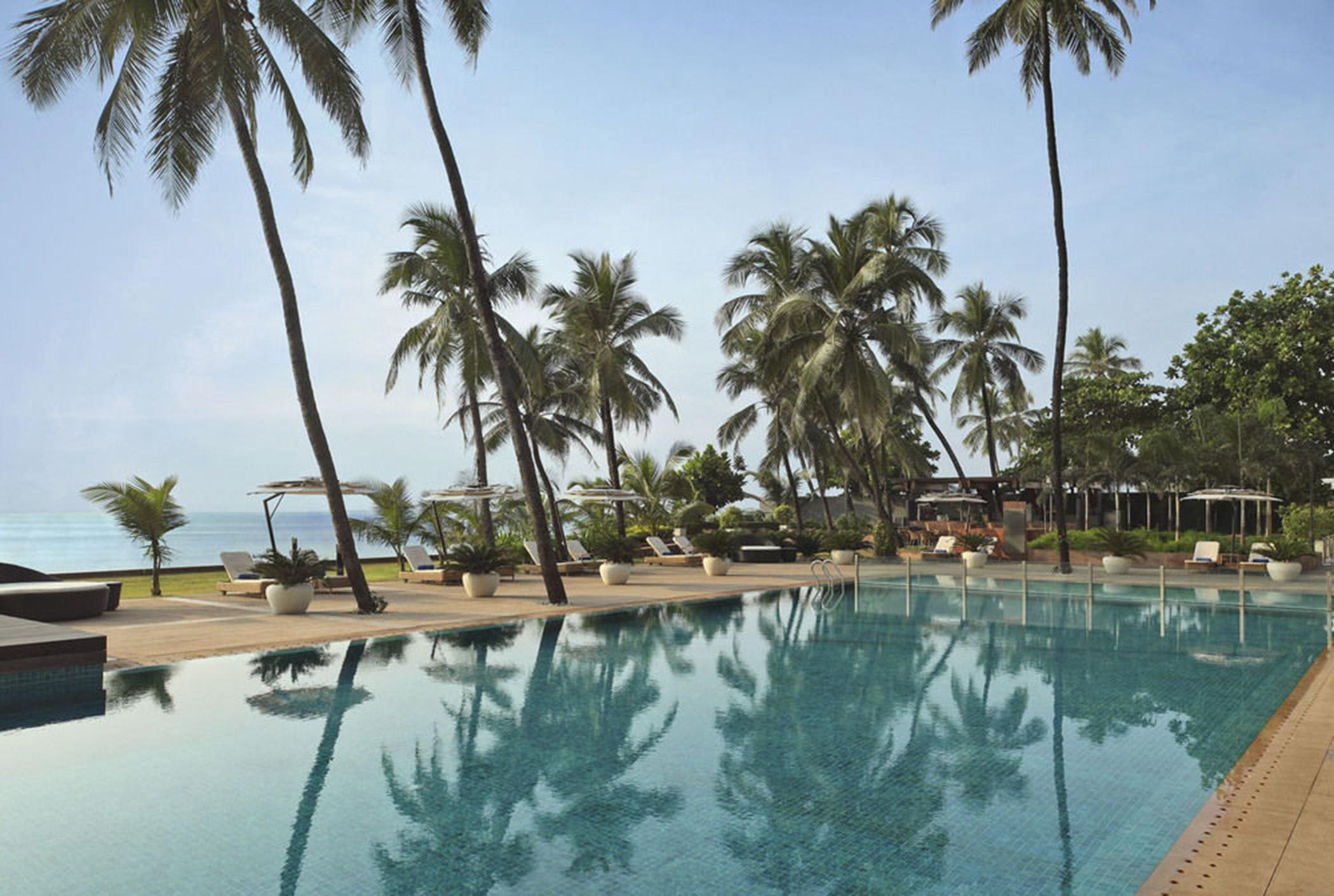 Novotel Juhu Hotel 5*