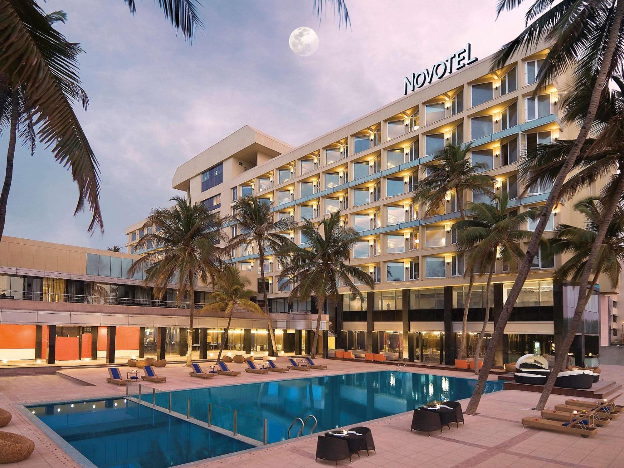 Novotel Juhu Hotel 5*