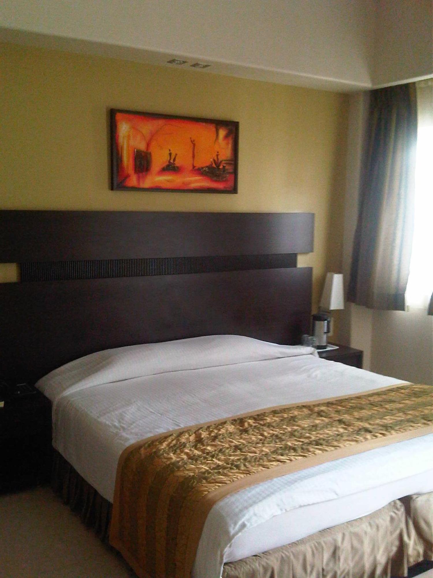 Chateau Windsor - Marine Drive Hotel