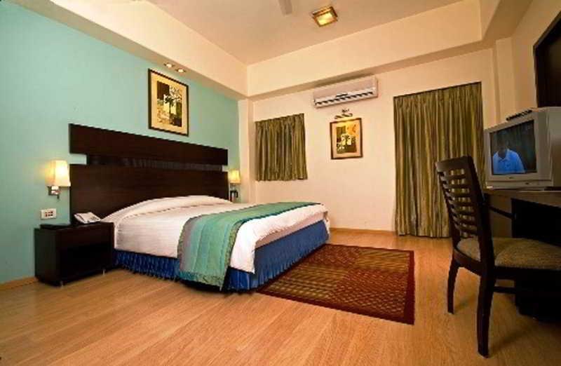 Chateau Windsor - Marine Drive Hotel 3*