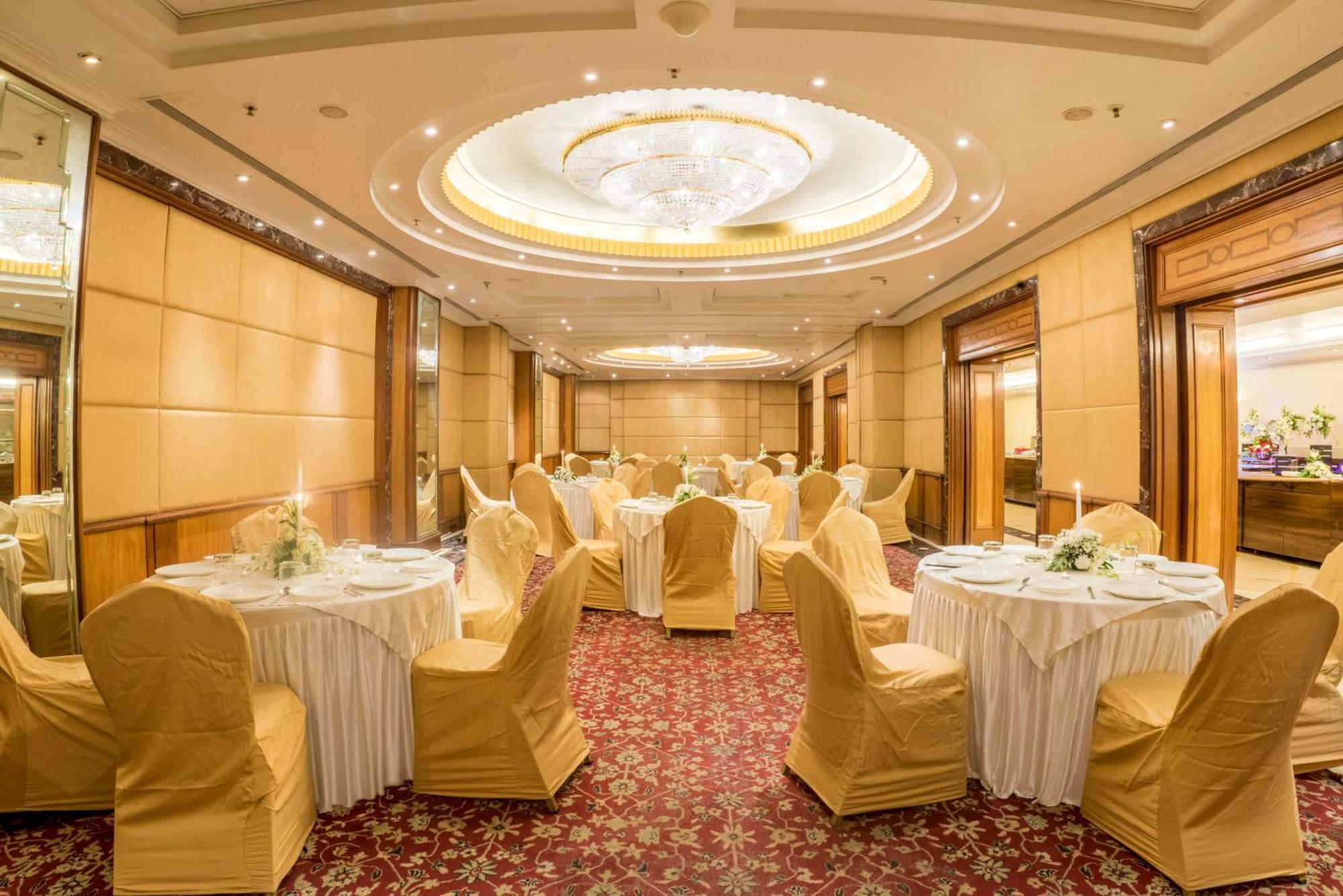Parle International 3* Mumbai