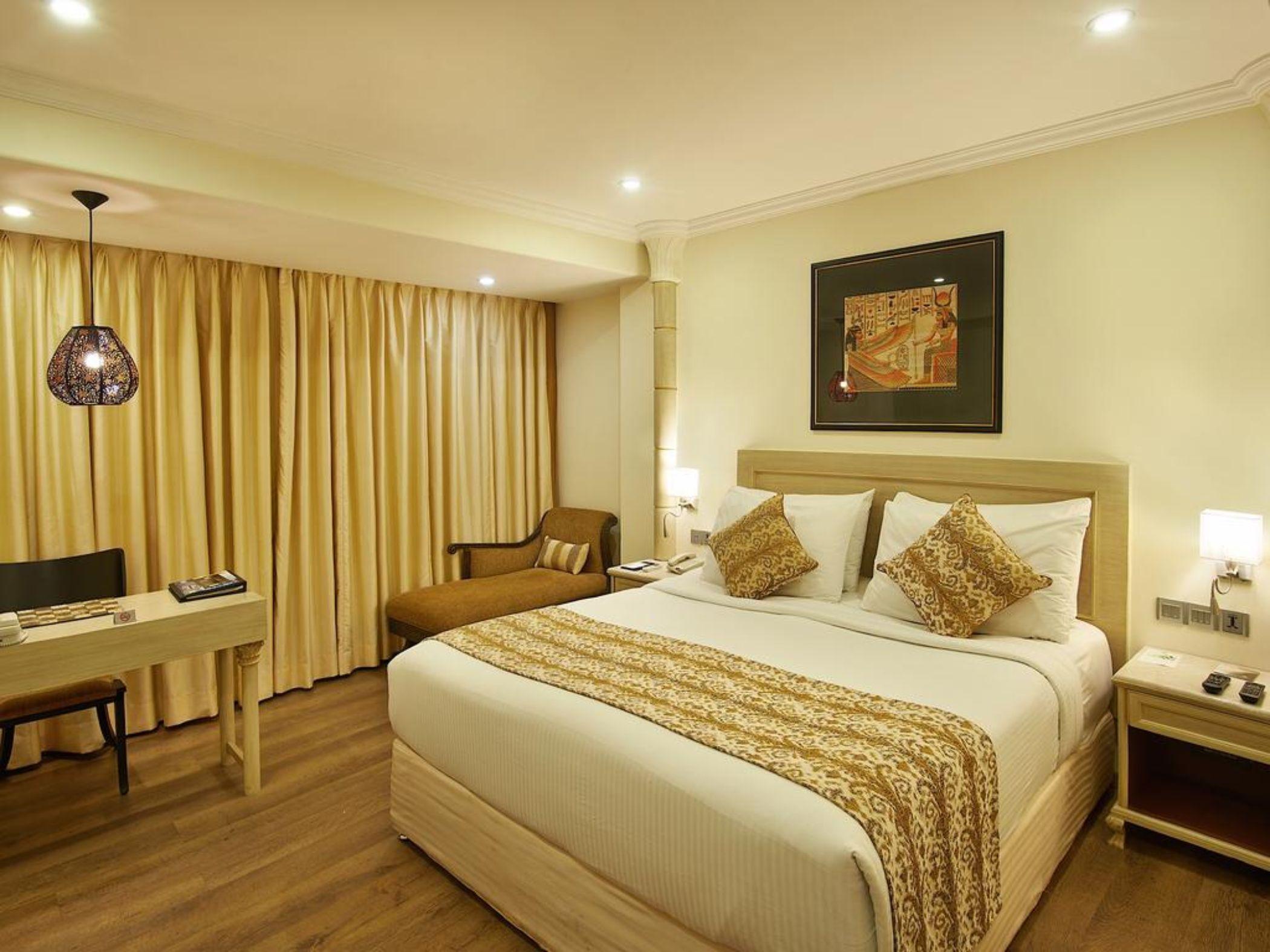 The Shalimar Hotel, Kemps Corner 4* Mumbai