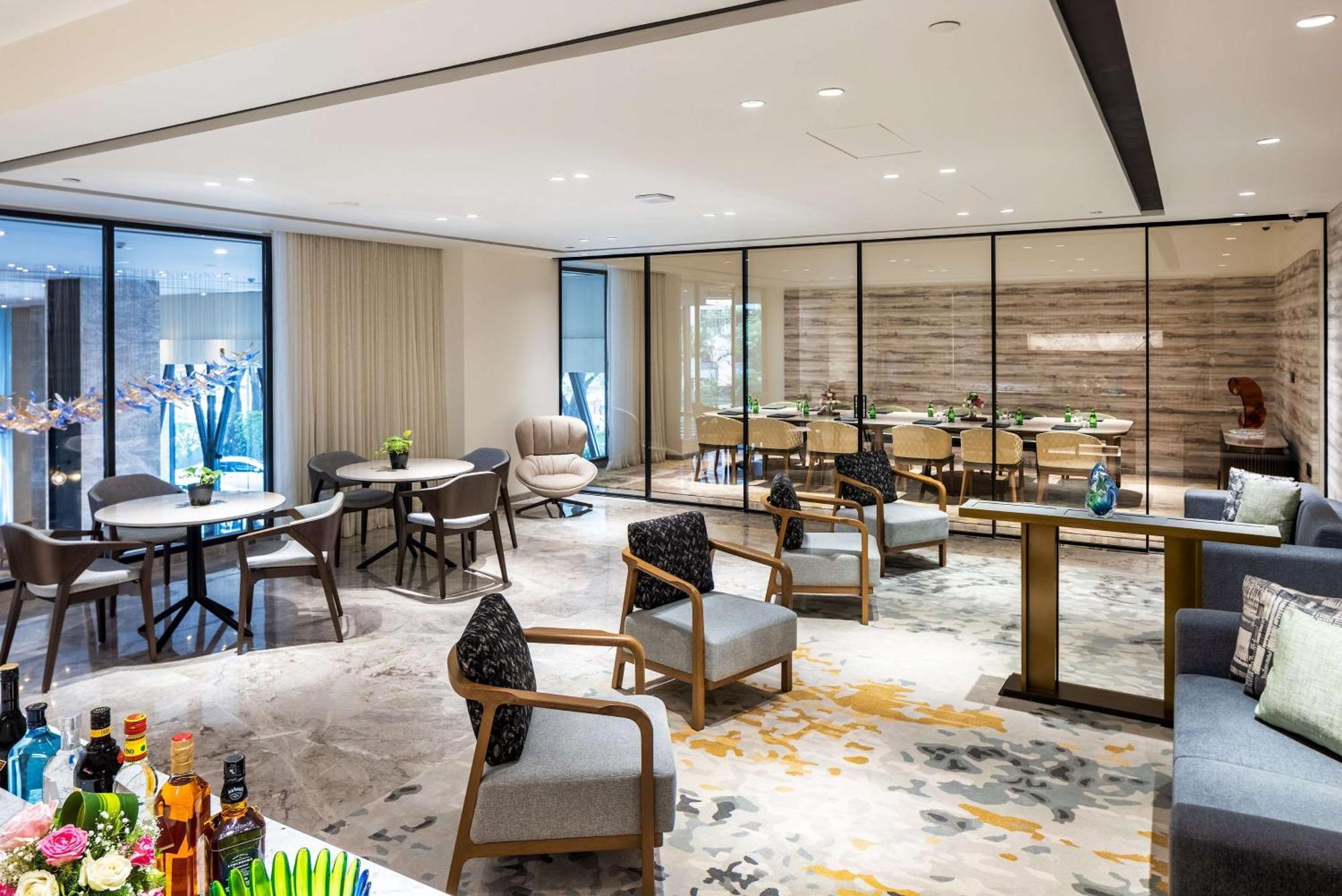 Radisson Blu International Airport Hotel