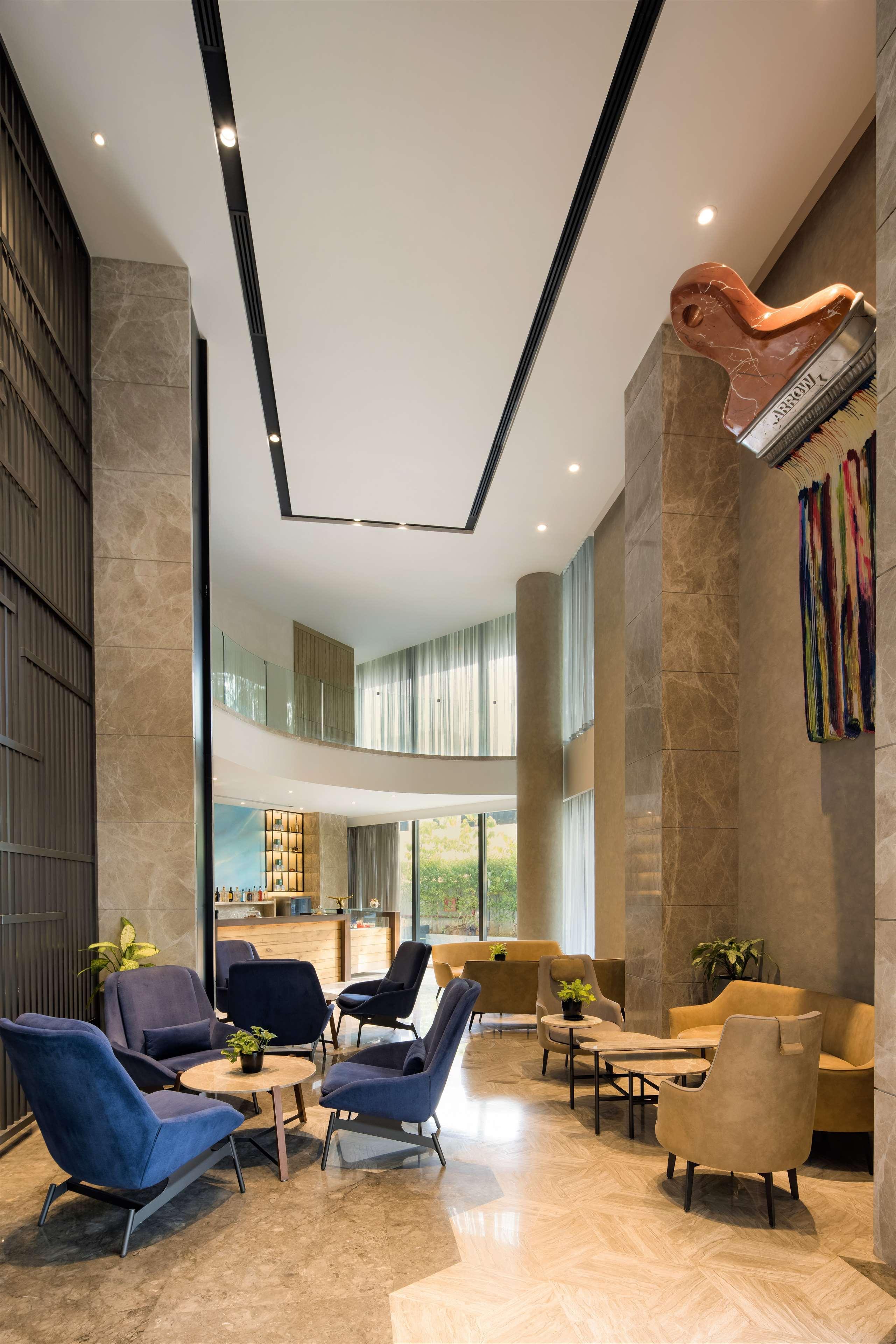 Radisson Blu International Airport Hotel 5*