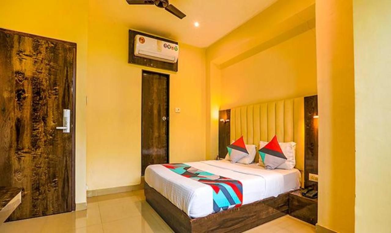 Fabexpress Gateway - 700m From Gateway Of India Hotel Bombaim