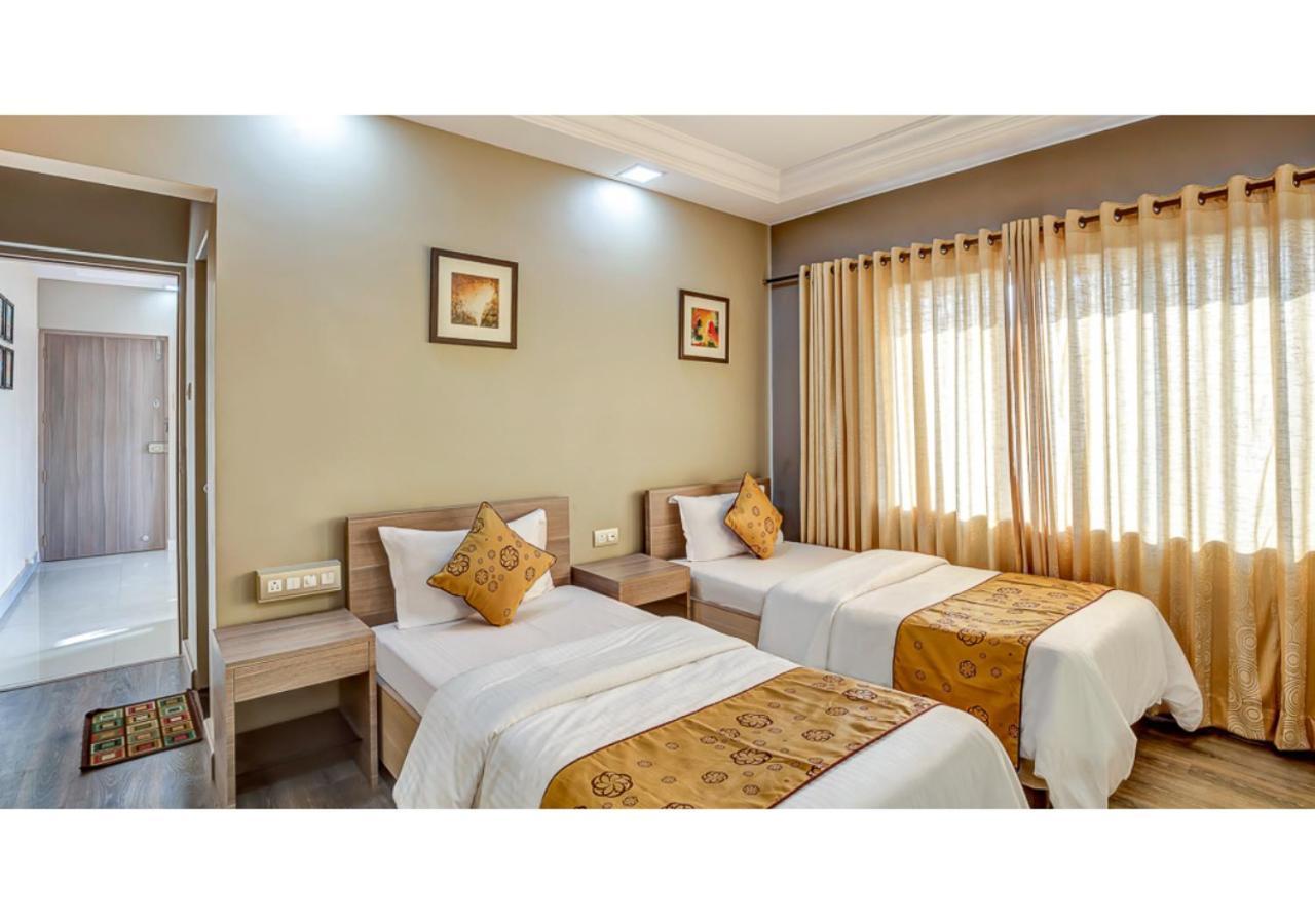 Ashok Deluxe Apartments, Marol Andheri East Hotel 3*