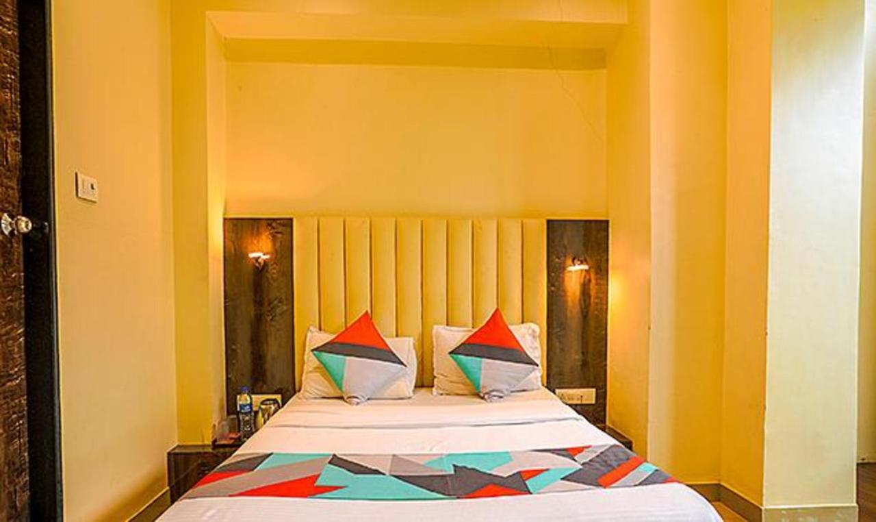 Fabexpress Gateway - 700m From Gateway Of India Hotel Bombaim