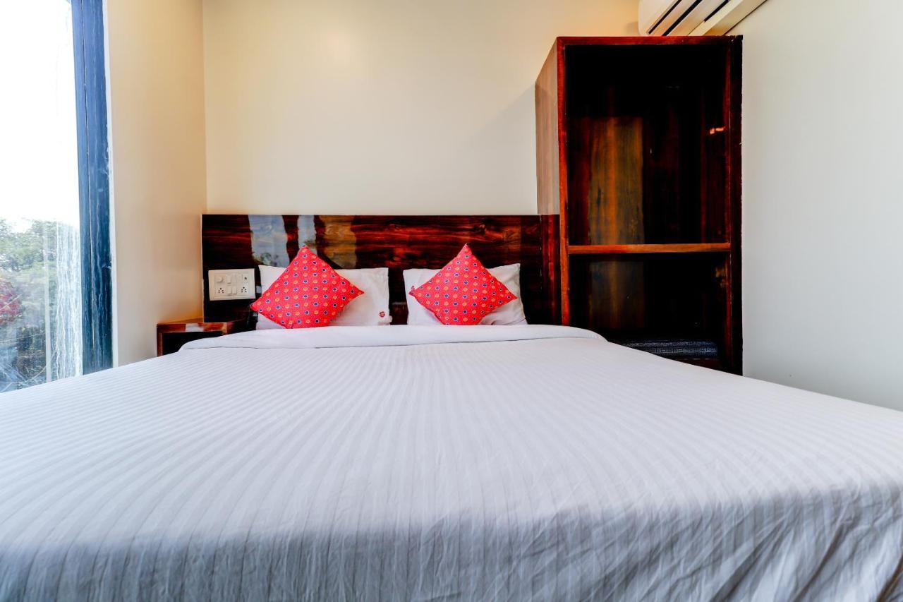 Hotel Prime Inn, Andheri West - Near International Airport 3*