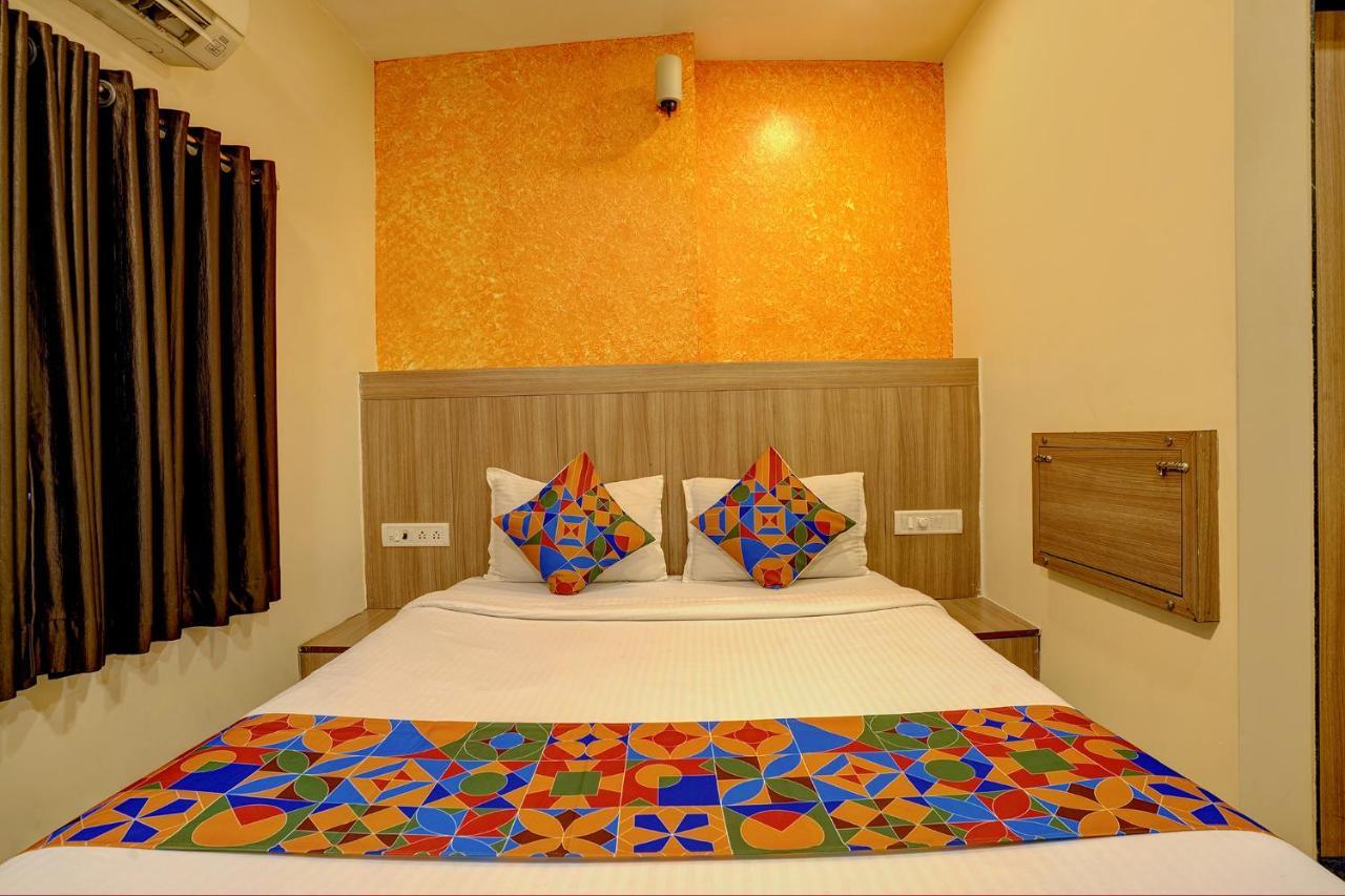 Fabexpress Prakash Hotel Bombaim