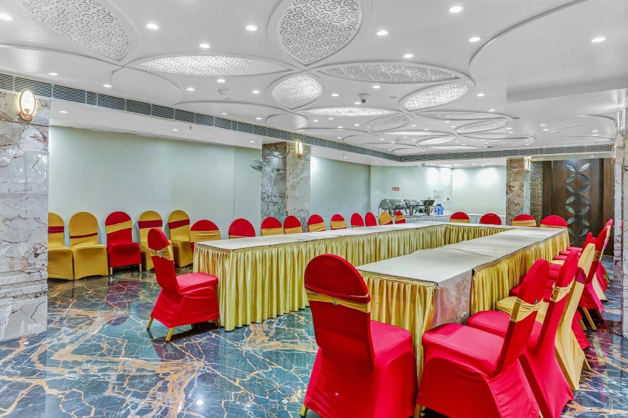 Capital O 84079 Falcon Hotel Mumbai