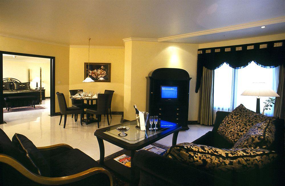 The Orchid Parle Hotel 5*