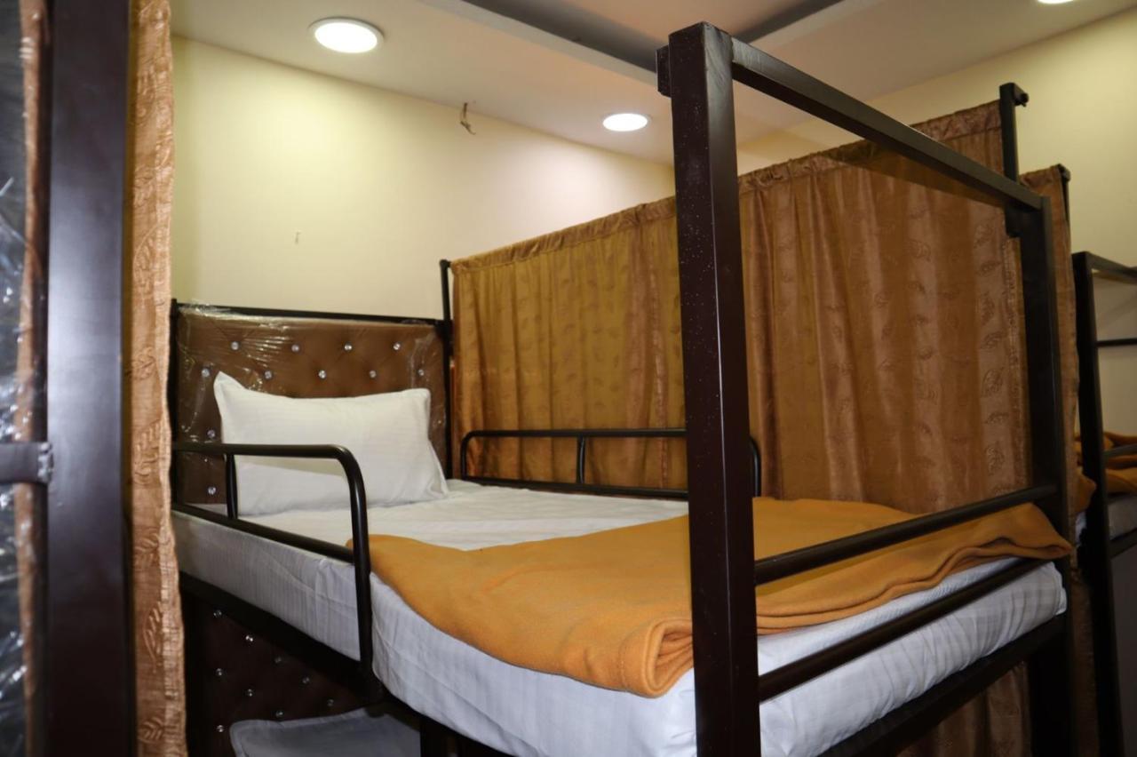 Indigo Sharing - Near International Airport 2* Bombaim