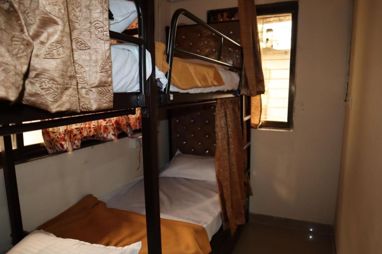Indigo Sharing - Near International Airport Hotel Bombaim