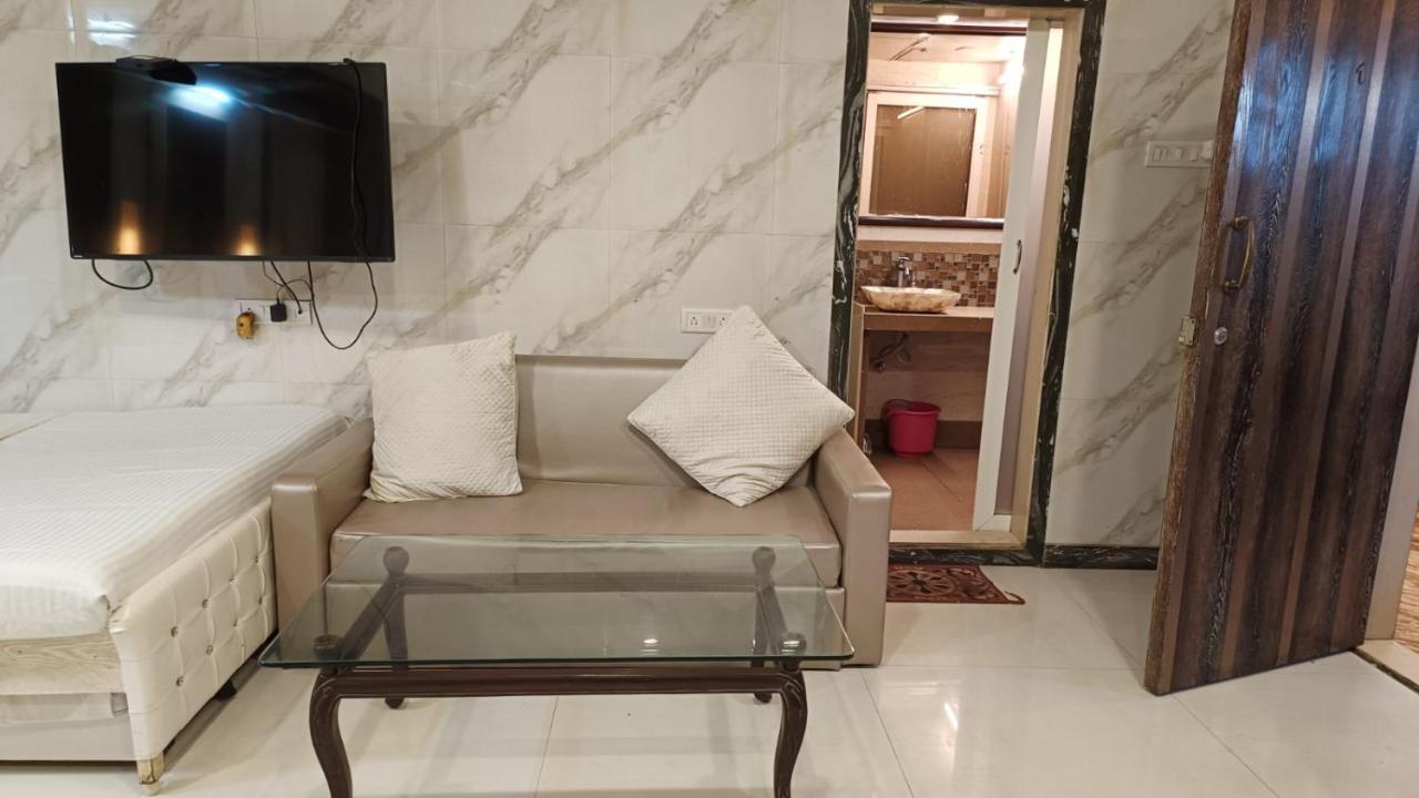 Oliver Guest house Mumbai