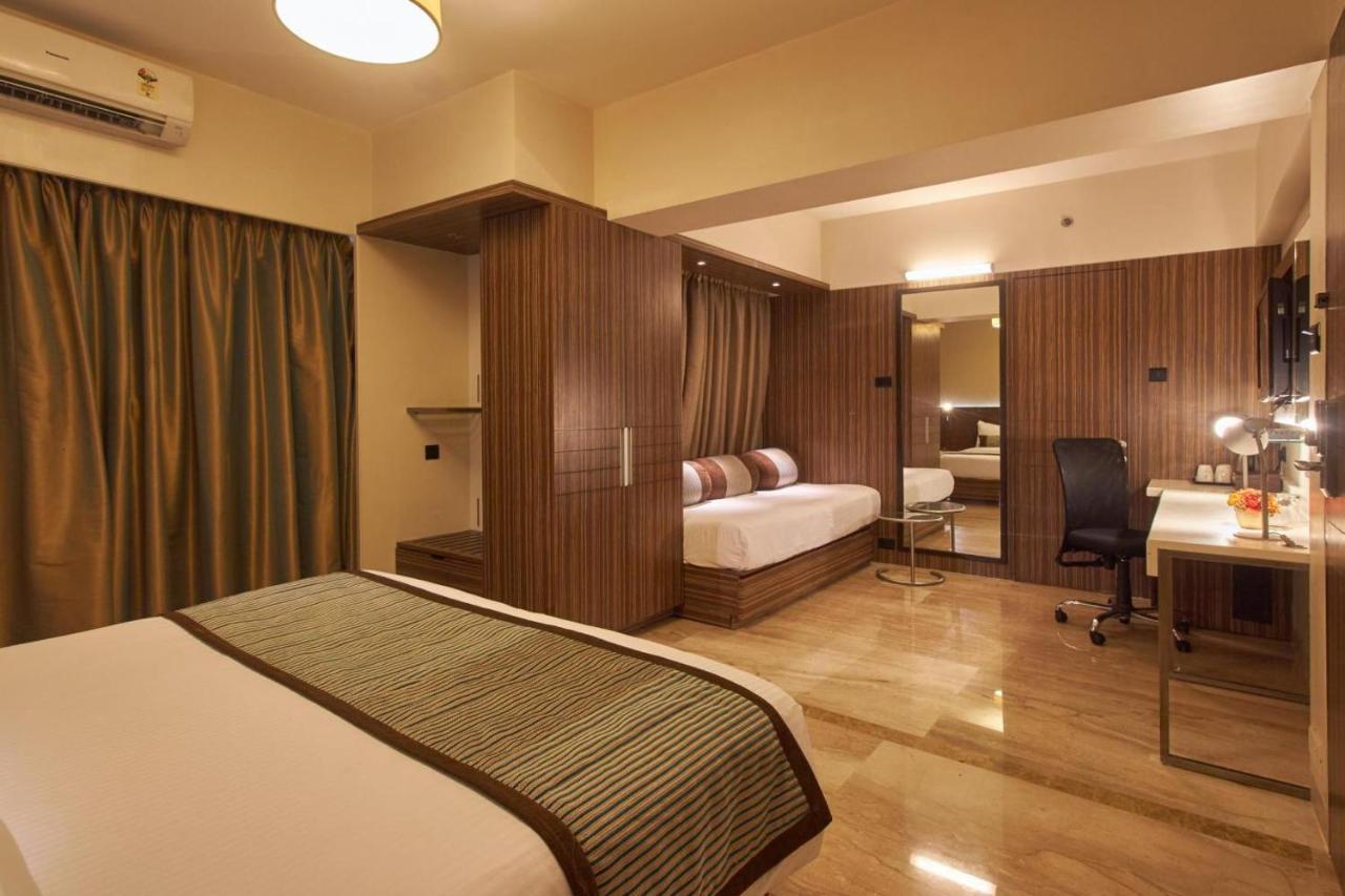 Hotel Residency Sarovar Portico