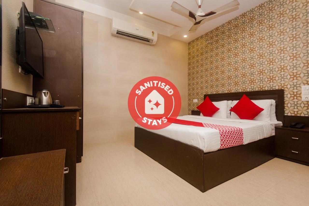 Oyo 6371 Abrol 3* Mumbai
