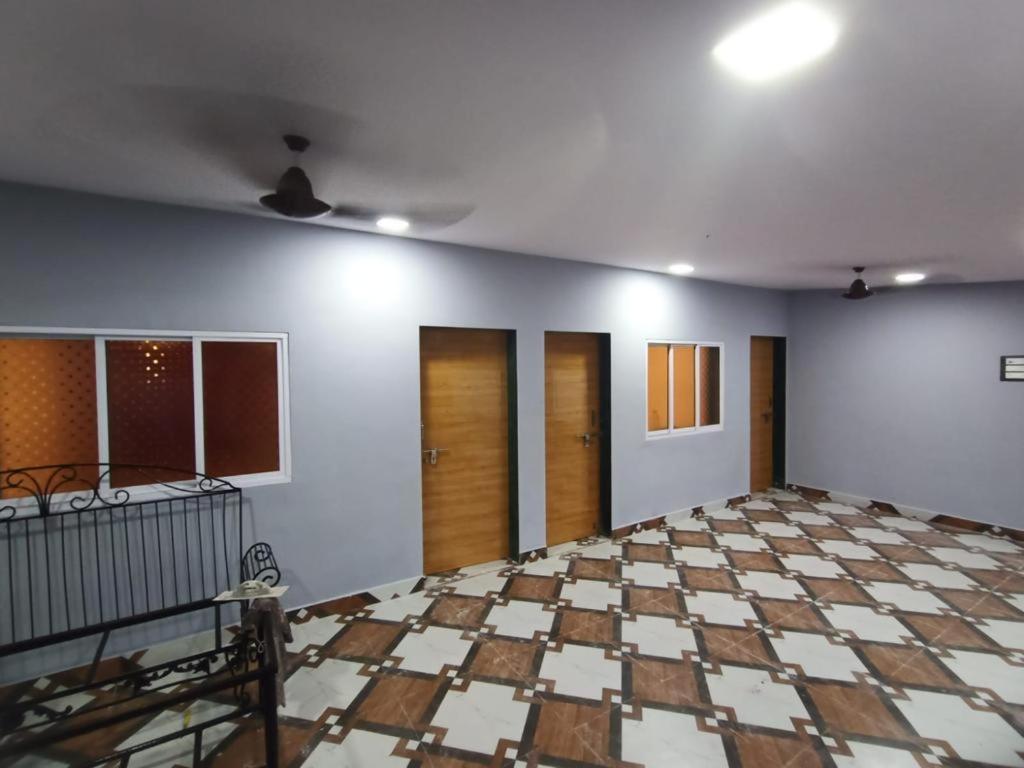 Nerissa Homestays Manori Holiday home *