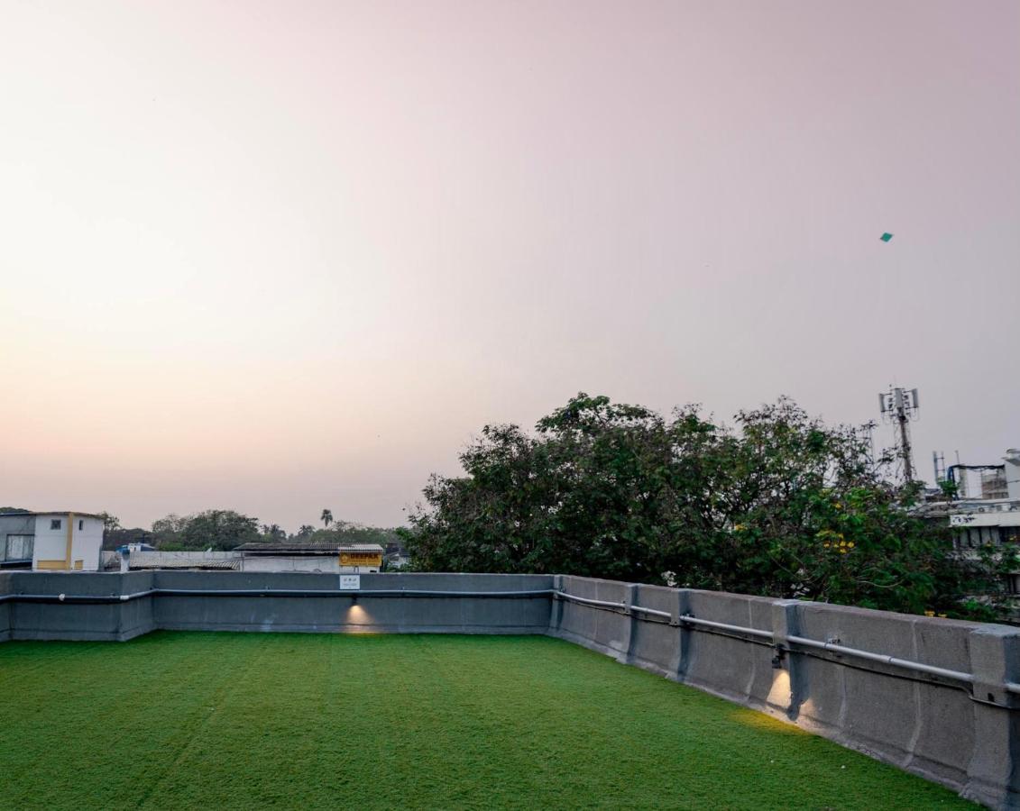 Locomo Og - Work Eat * Mumbai