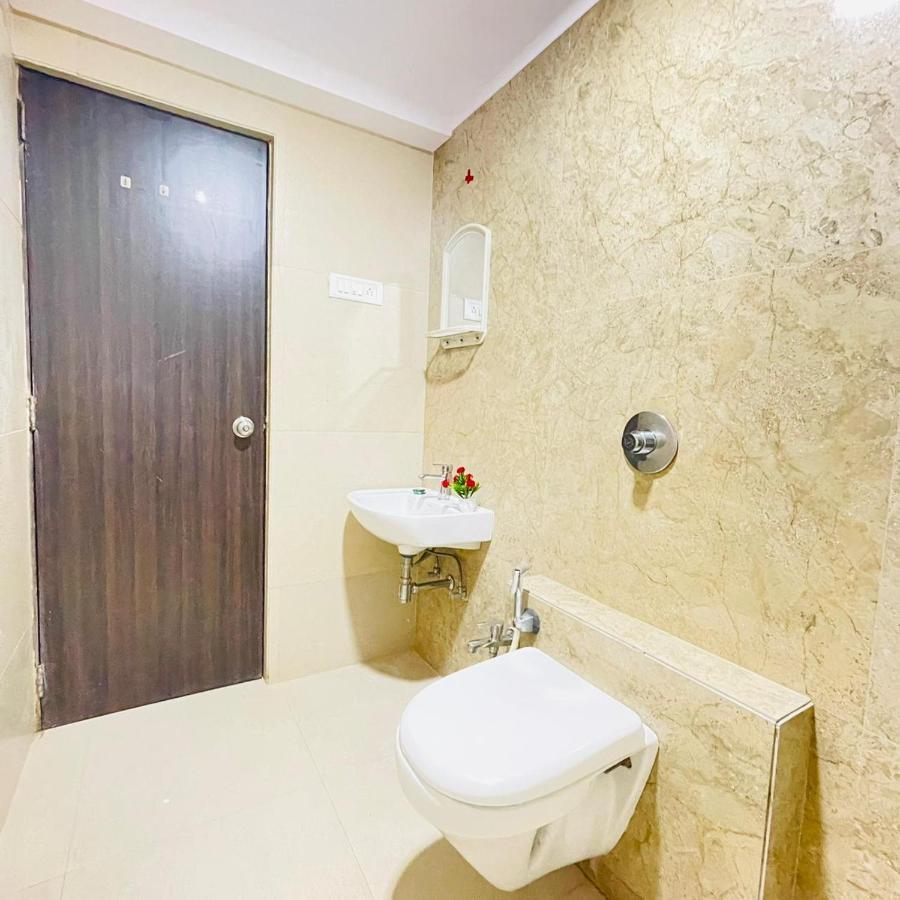 Wishtree Serviced Near Airport Apartment Mumbai