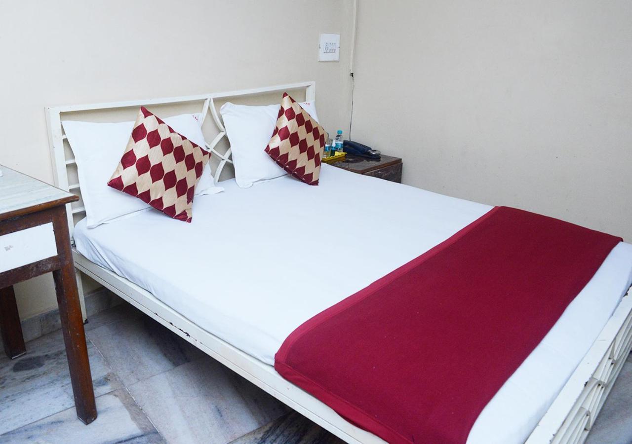 Hotel Srk Hotel- Grant Road