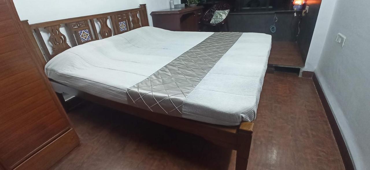 Apartamento Cozy Private Ac Studio By The Sea Bandstand Bandra W Nr Taj Lands End *