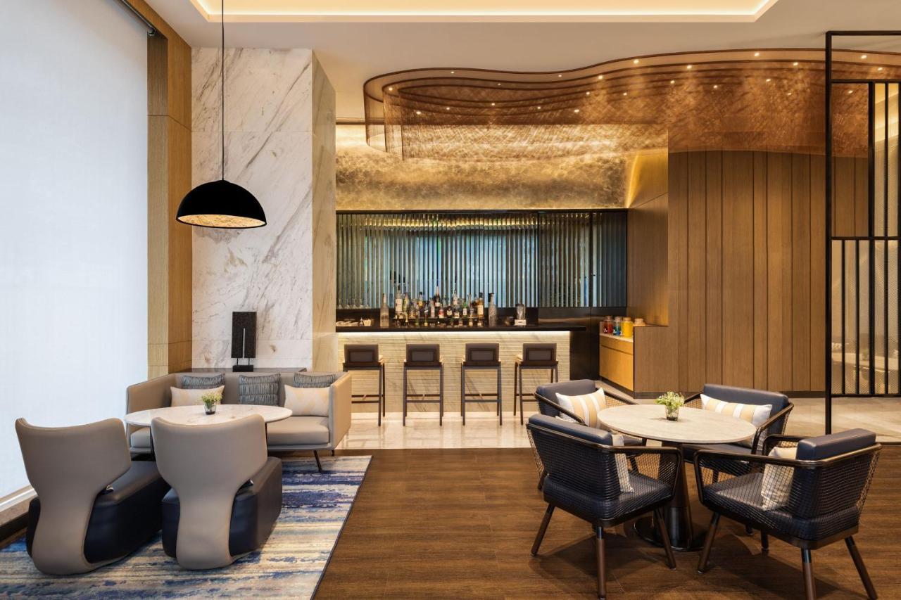 Fairfield By Marriott International Airport Hotel Mumbai