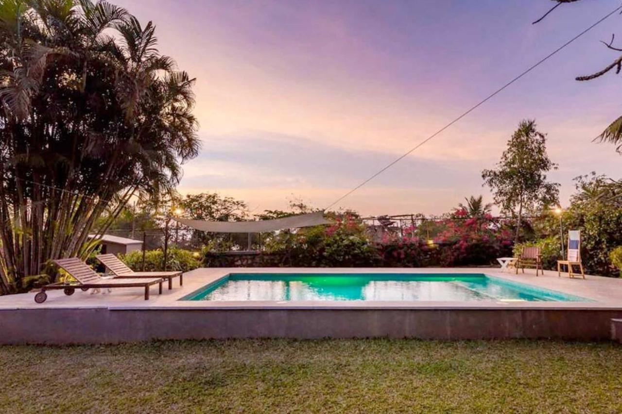 Oceanfront, Private Pool Villa, 2 Bed • Uttanbeach