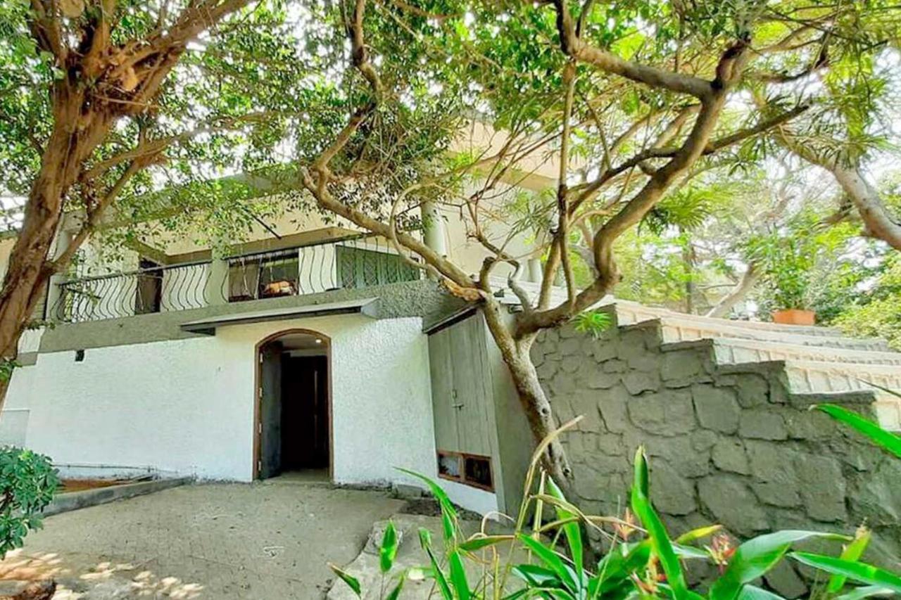 Holiday home Oceanfront, Private Pool Villa, 2 Bed • Uttanbeach *