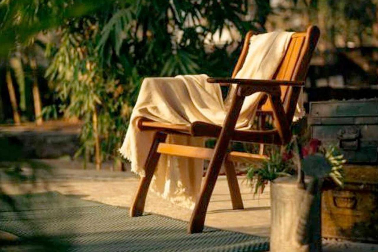 Oceanfront, Private Pool Villa, 2 Bed • Uttanbeach Holiday home
