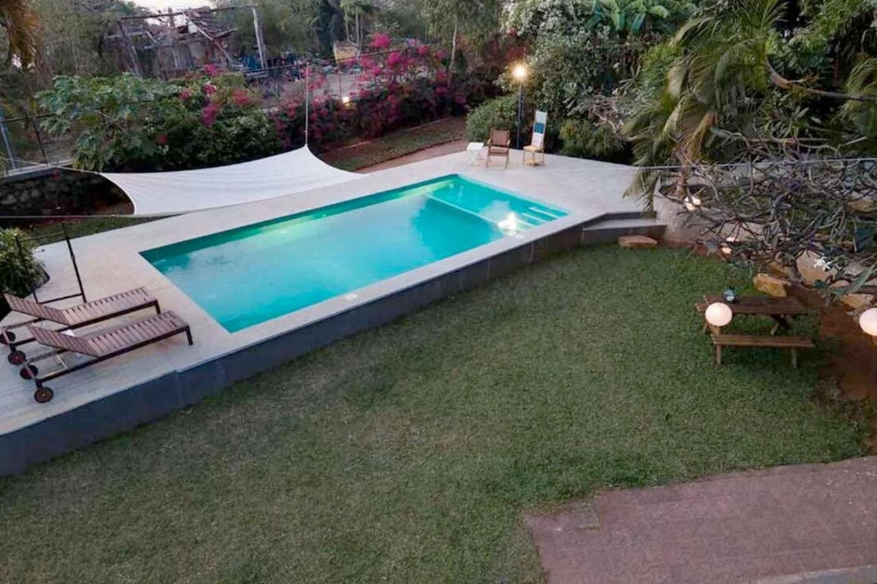 Oceanfront, Private Pool Villa, 2 Bed • Uttanbeach Mumbai