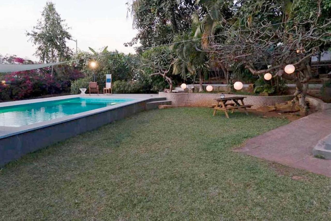 Oceanfront, Private Pool Villa, 2 Bed • Uttanbeach Mumbai