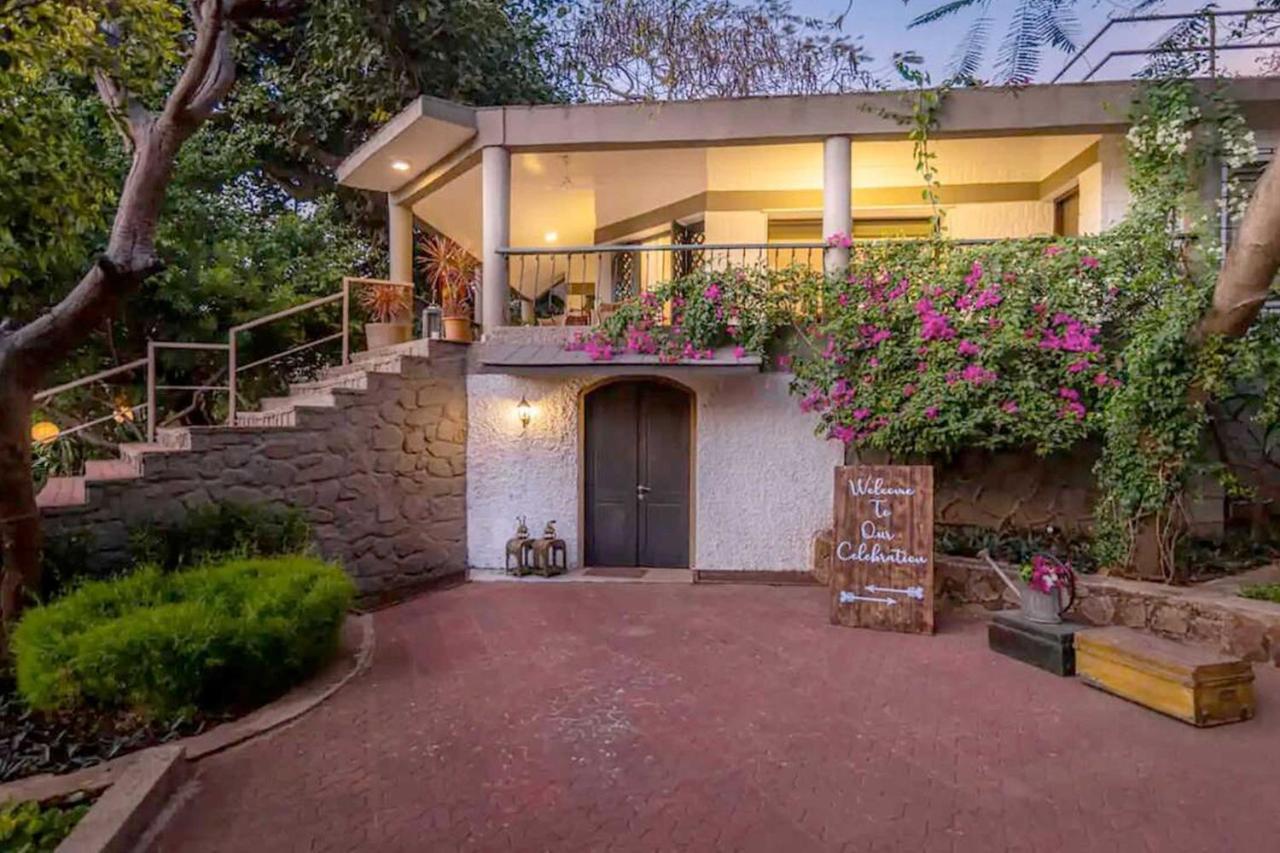 Oceanfront, Private Pool Villa, 2 Bed • Uttanbeach Holiday home